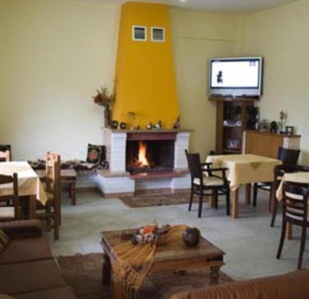 Hotel Galaxias Káto Loutrákion Extérieur photo
