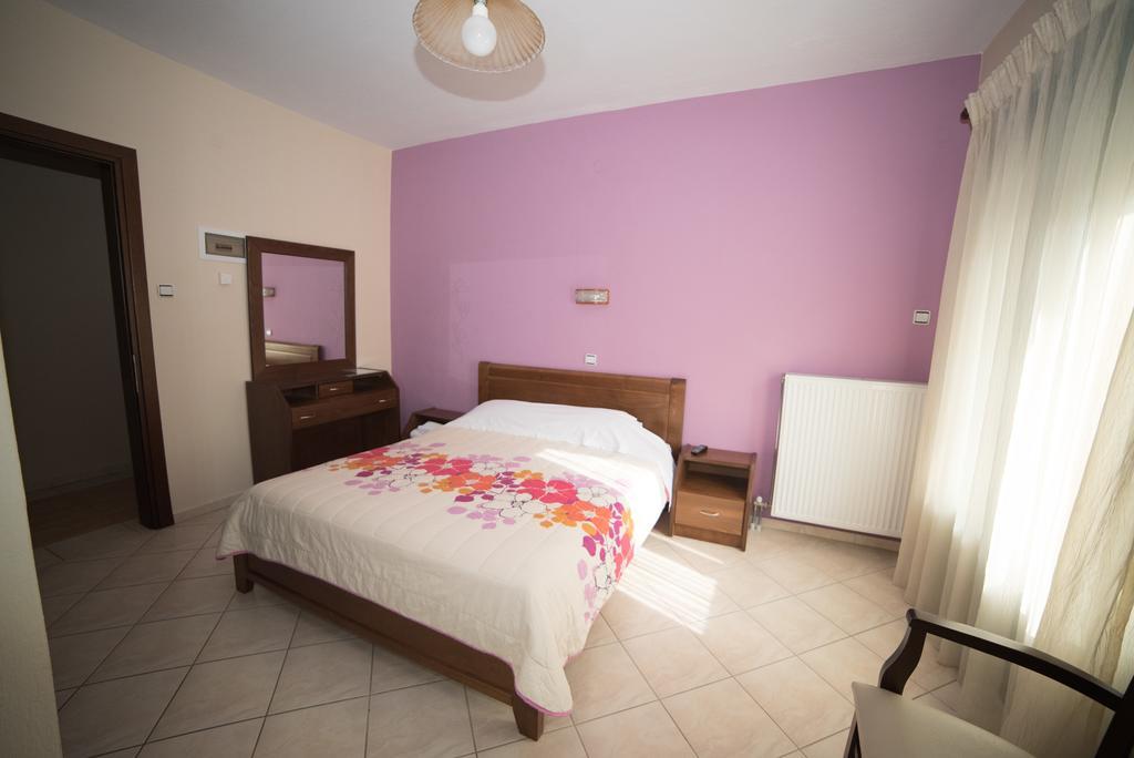 Hotel Galaxias Káto Loutrákion Extérieur photo