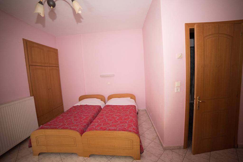 Hotel Galaxias Káto Loutrákion Extérieur photo
