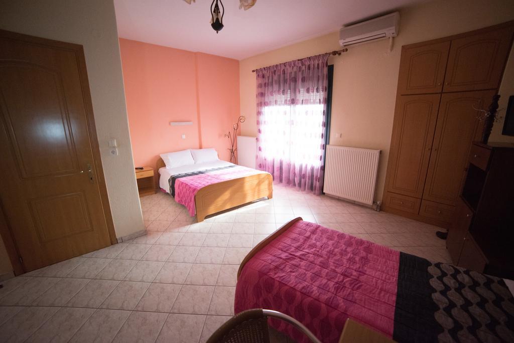 Hotel Galaxias Káto Loutrákion Extérieur photo